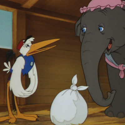 ダンボ3 象の赤ちゃんの母親とコウノトリが対面する はじはじ英語研究