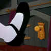 アニメで英語「足が巨大化」