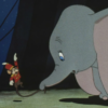 アニメで英語「ネズミがダンボを励ます」